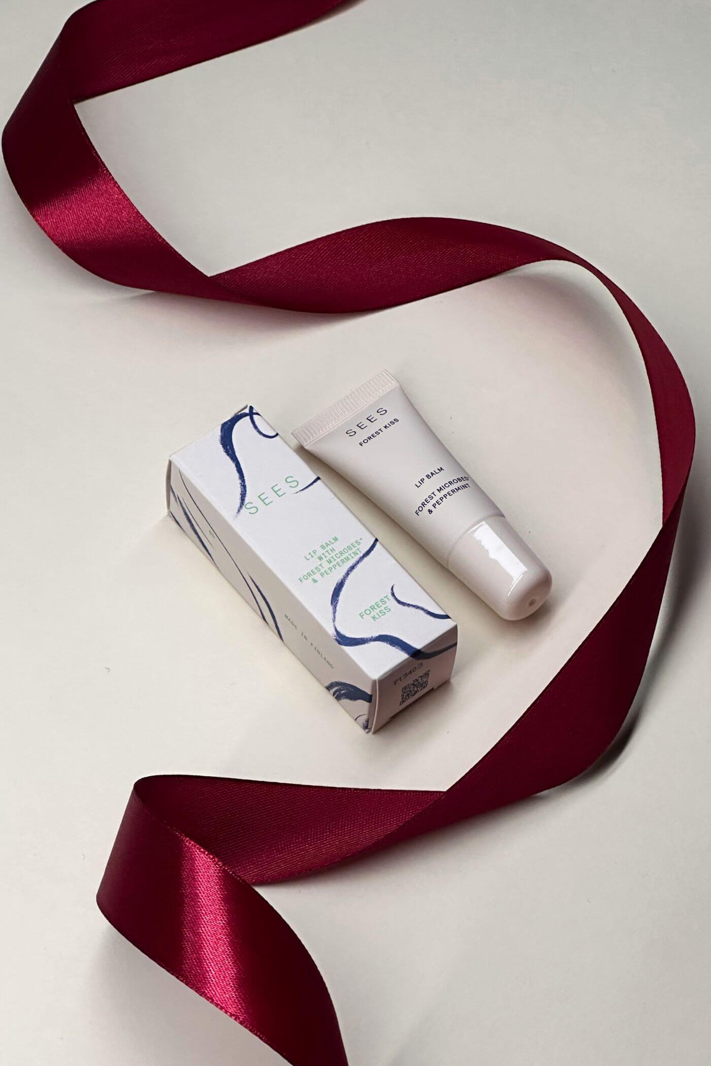 sees forest kiss lip balm 8g joulu