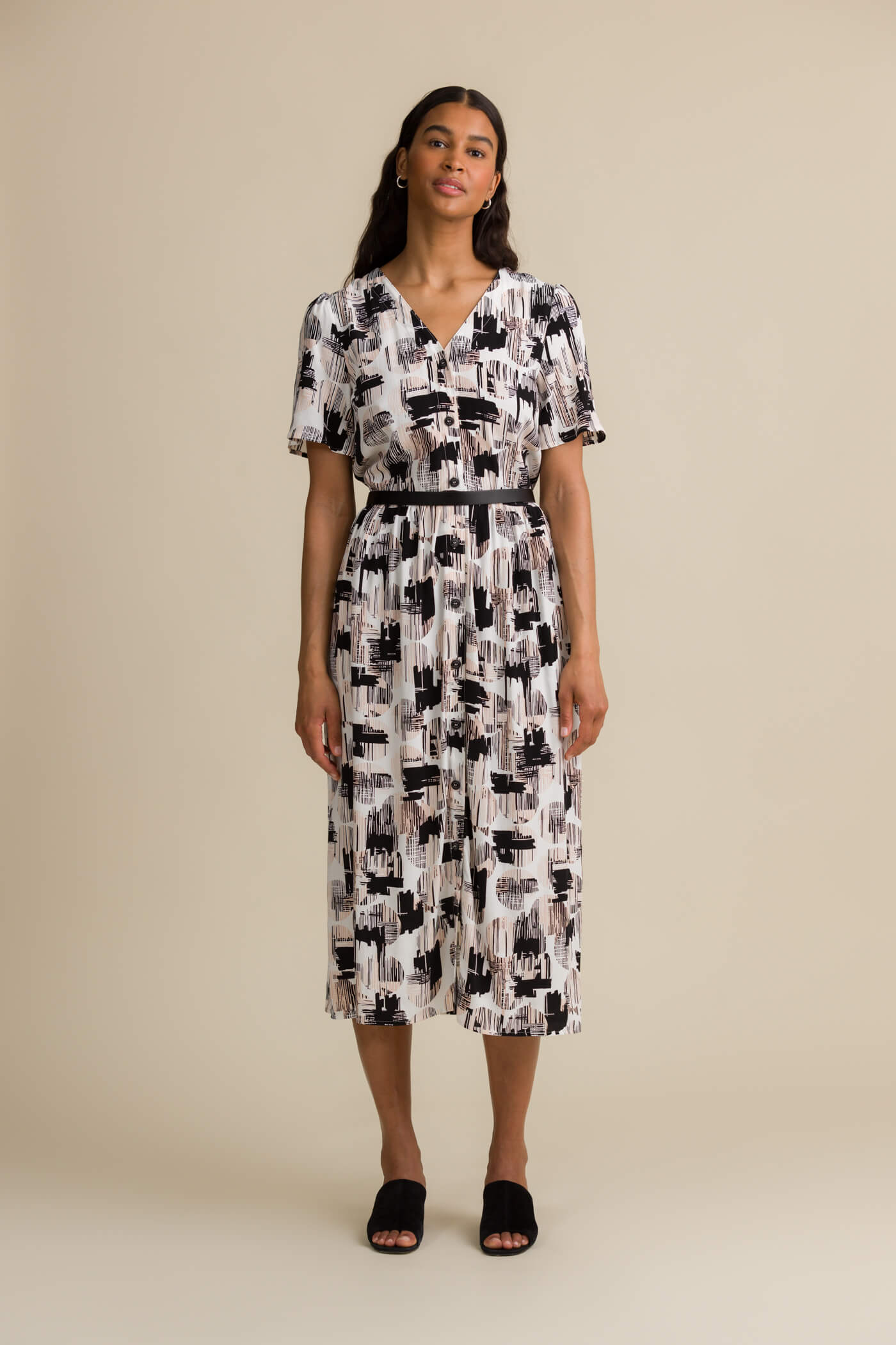 sloane leninki musta monivari stailattu vyolla