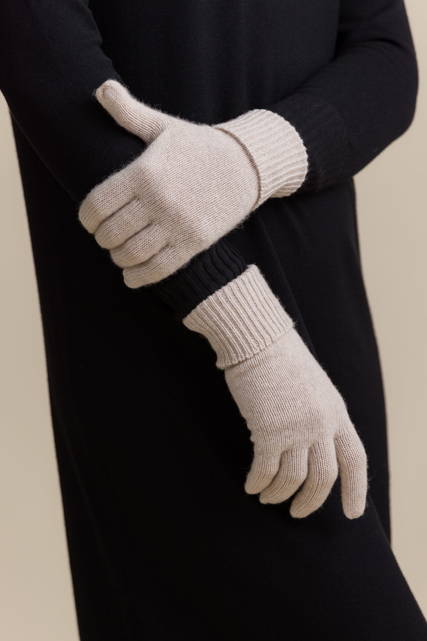 tilly sormikkaat ekru lahi