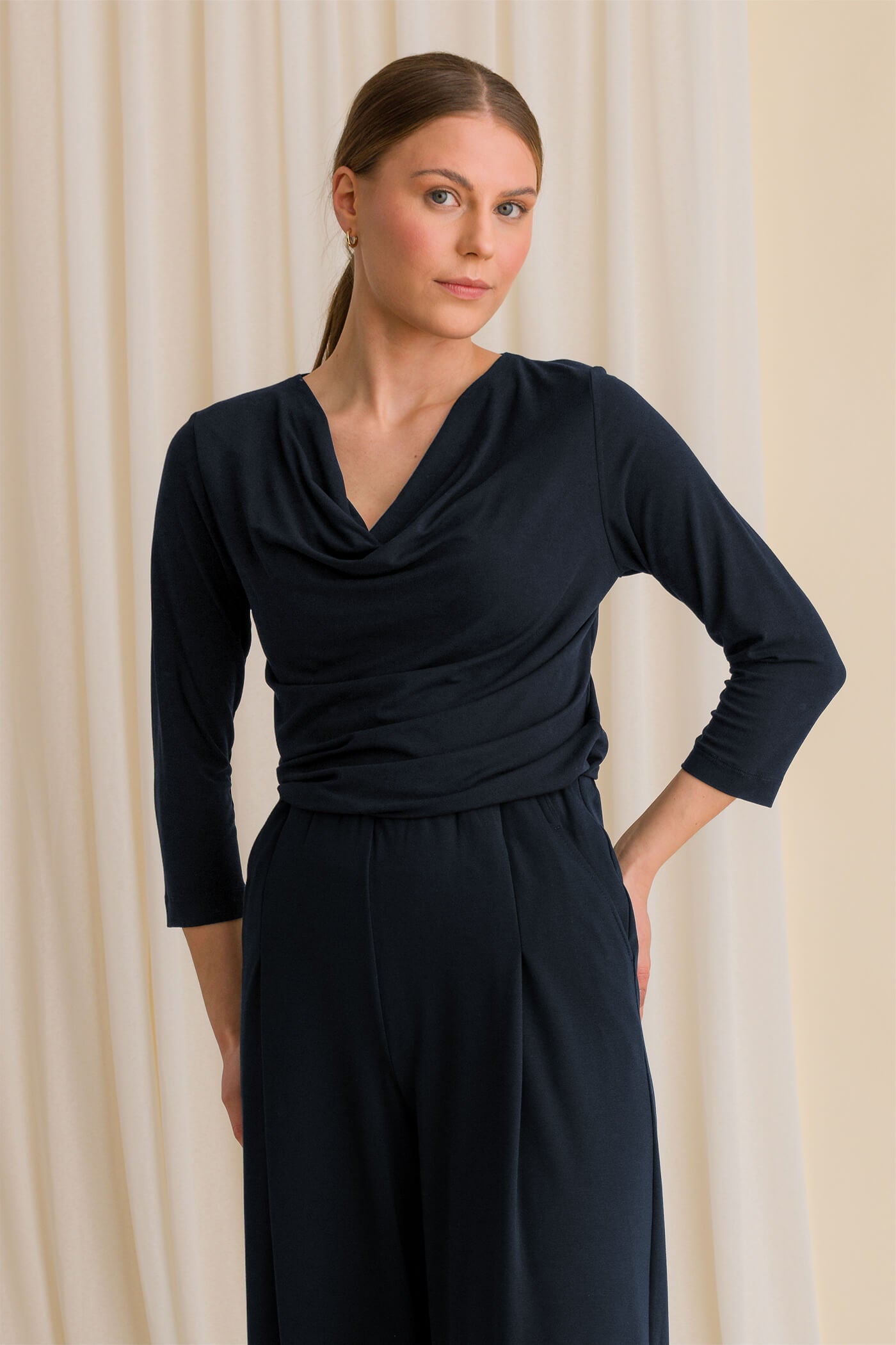 VALERIE Joustava viskoosipaita