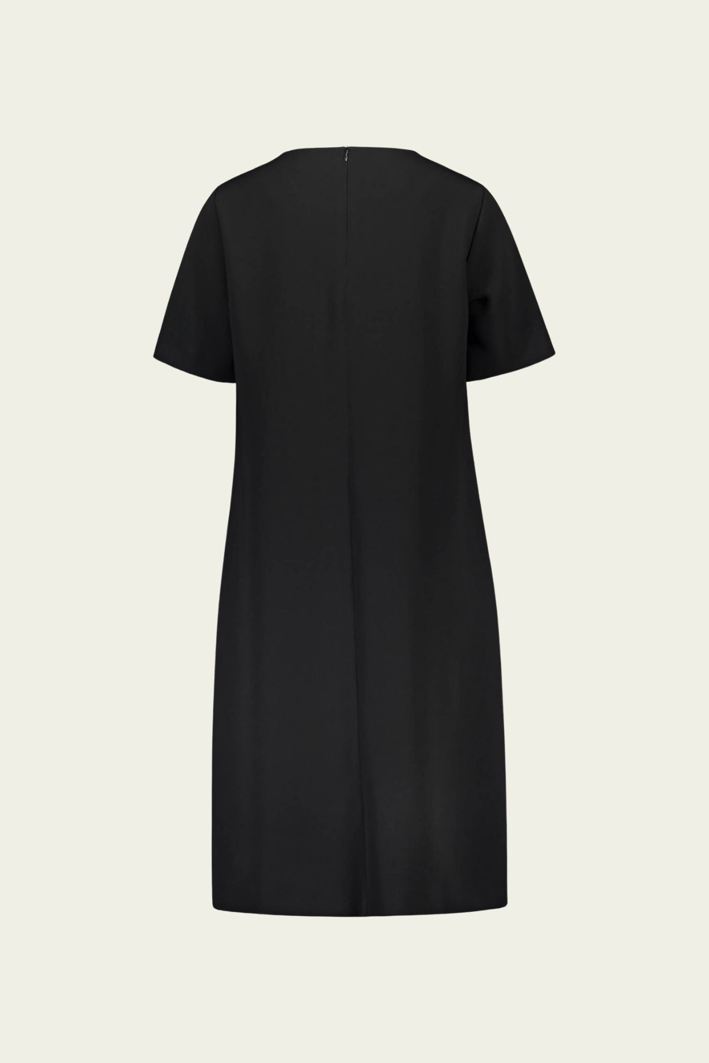 kennedy valja mekko musta takakuva