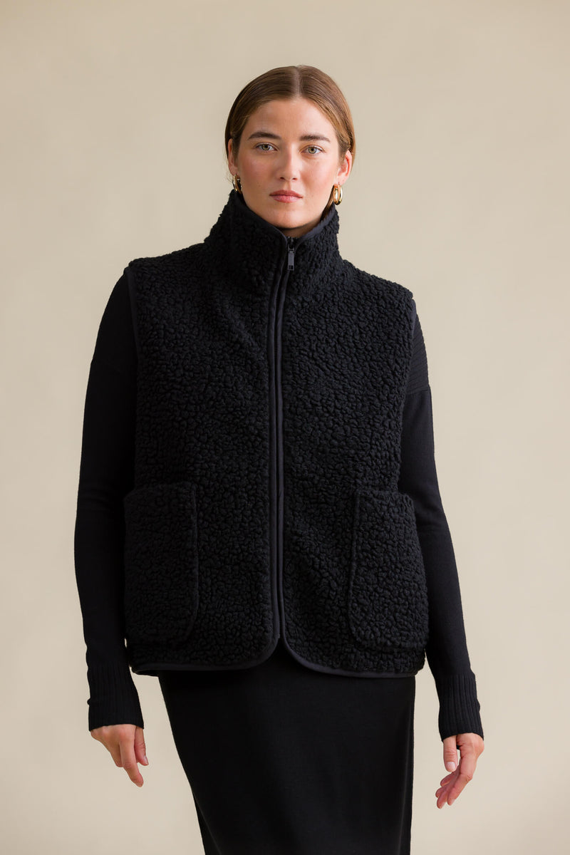 robin unisex teddyliivi musta edesta