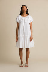stacy mekko valkoinen edesta