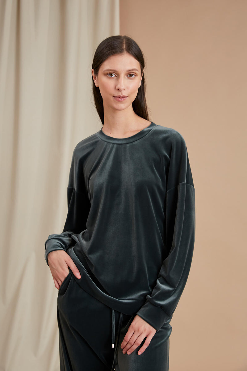 GIANNA Samettinen collegepaita