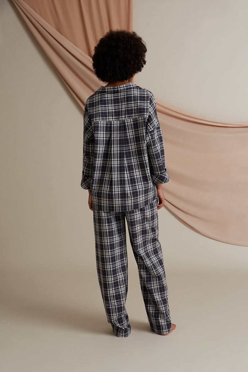 Gwen pyjamapaita Gwen pyjamapaita Gisela pyjamahousut harmaa ruudullinen takaa